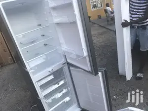 Food Storage NASCO Fridge BOTTOM FREEZER 226 LTR