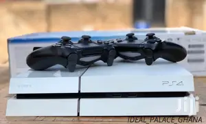 Playstation 4 Standard