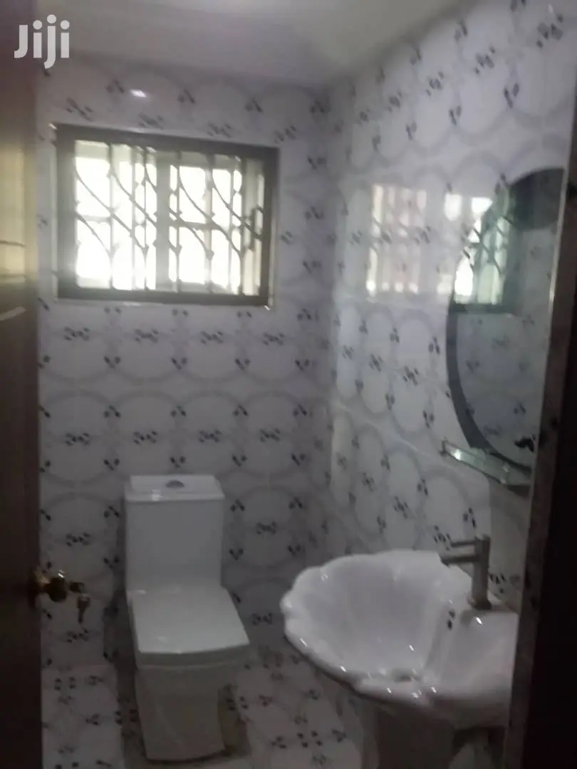 4bdrm House in Tema Metropolitan for sale