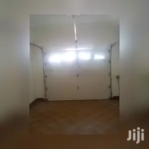 Garage Doors With Backup Batterys