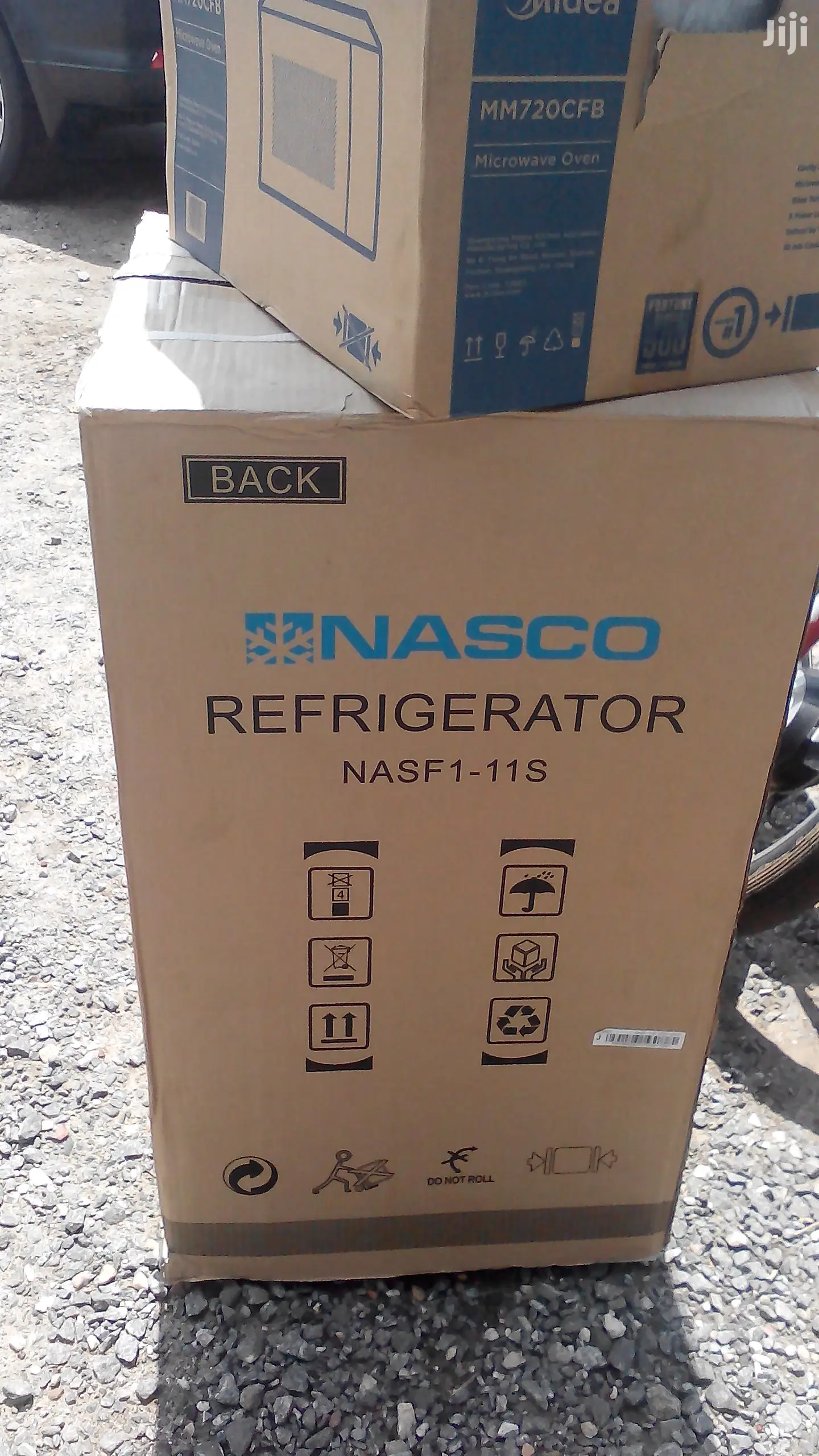 Nasco NASF1-11S 84 Litres Table Top Refrigerator