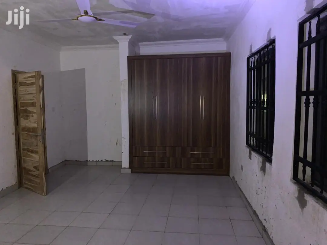 2bdrm Apartment in Kotobabi for rent
