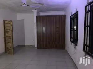 2bdrm Apartment in Kotobabi for rent