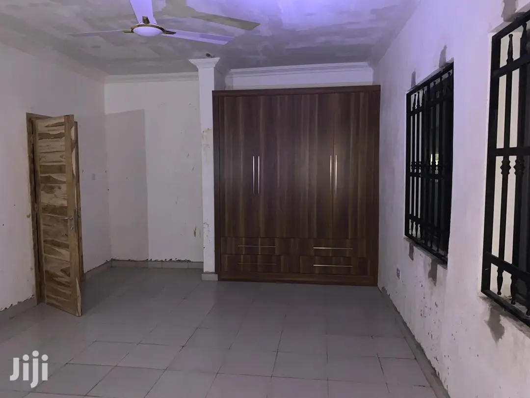 2bdrm Apartment in Kotobabi for rent