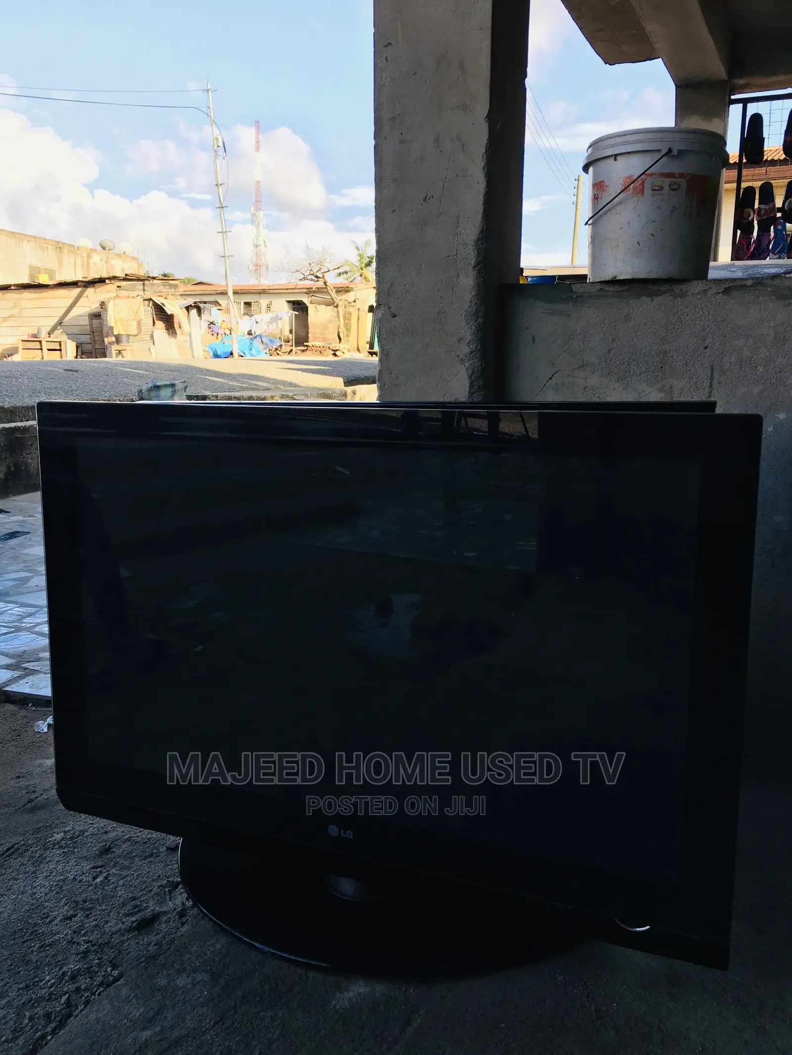43inches LG PLASMA Digital Tv
