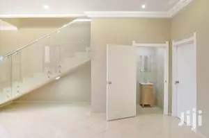 3bdrm Duplex in East Legon for sale