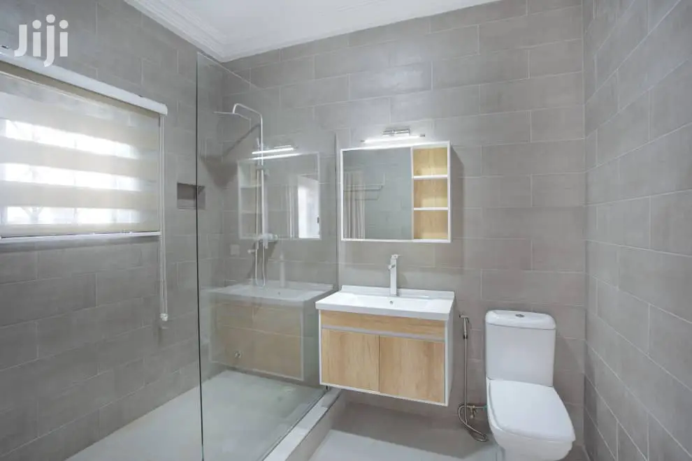 3bdrm Duplex in East Legon for sale