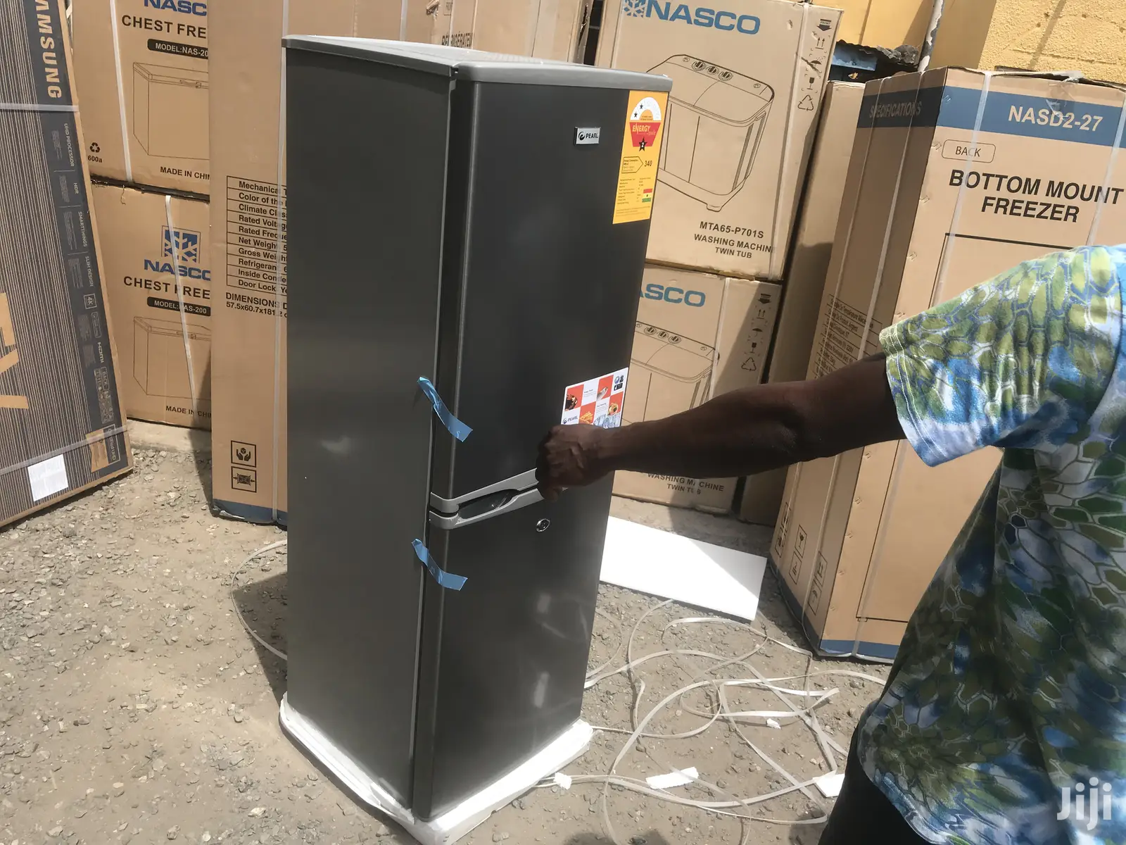 Nasco Fridge Quick Cooling 147 L Double Door Bottom Freezer
