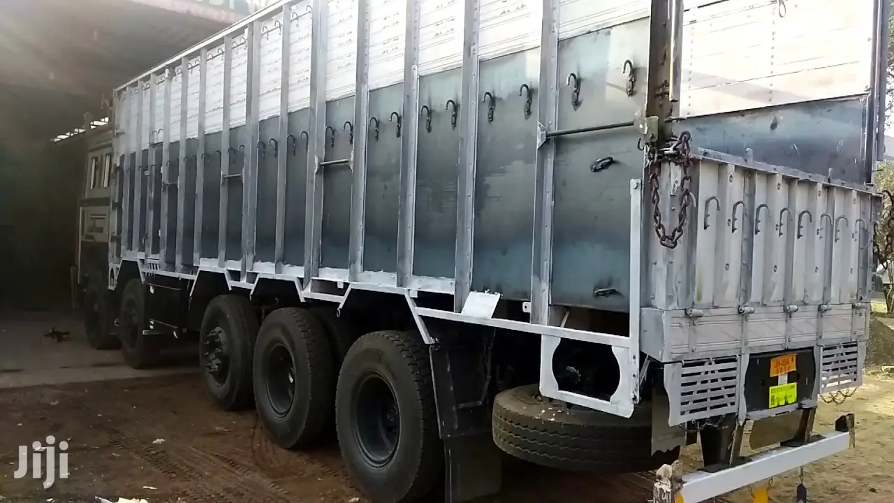 Truck Body Building Service