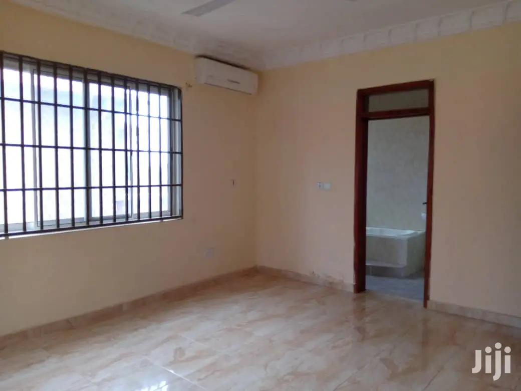 2bdrm Apartment in Kotobabi for rent