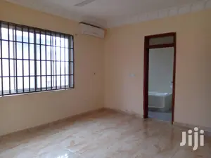 2bdrm Apartment in Kotobabi for rent
