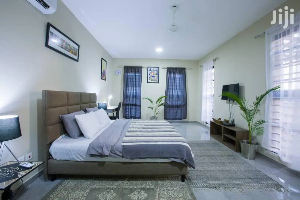 4bdrm Mansion in Roman Ridge for sale