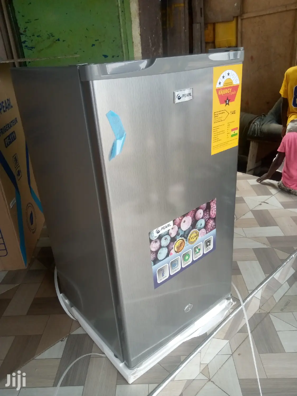 Table Top Fridge-93ltrs