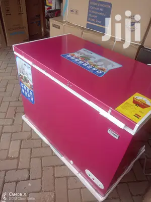 Nexus 300ltr Chest Freezer+ Glass Cover