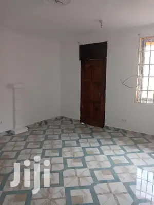 Executive 2-Bedrooms Apartment Dansoman 1yr