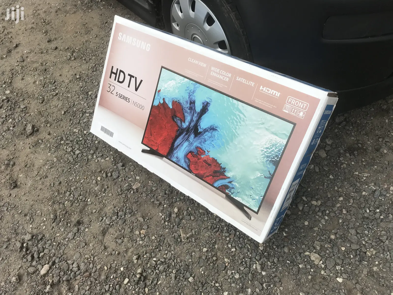 New Clear Picture Quality Samsung 32 Inches Full HD LED TV