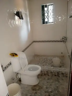 3bdrm Apartment in Hfc Estate, Spintex for rent