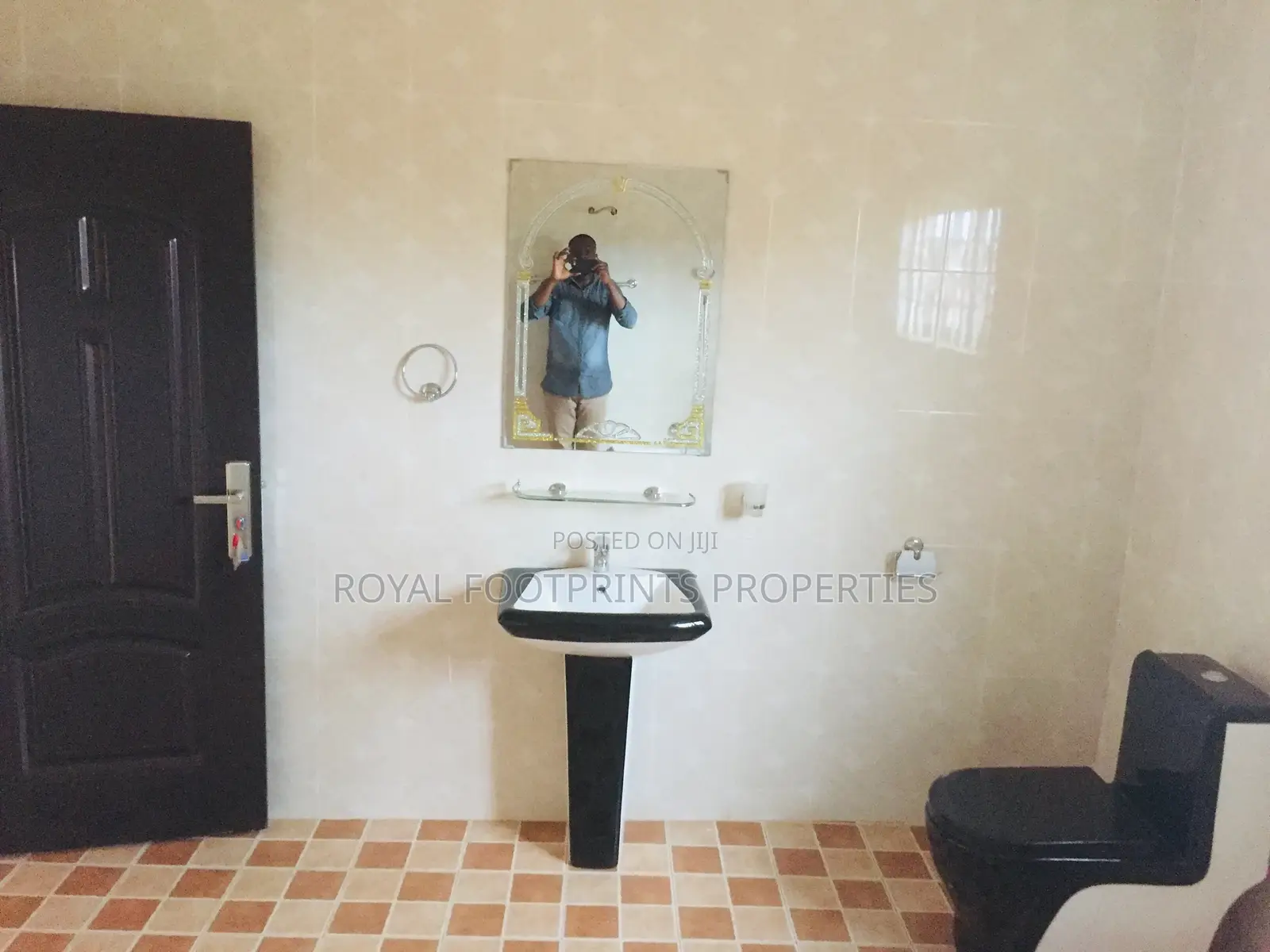 3bdrm House in Oyarifa for sale