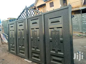 Swing Gate
