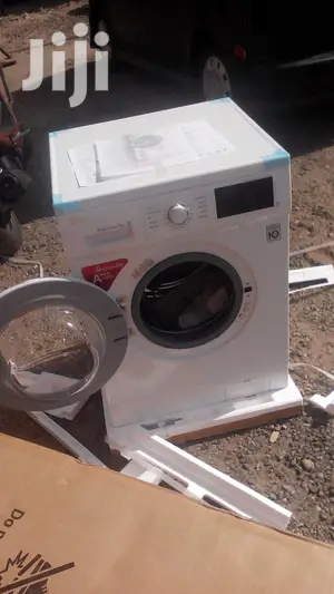 LG 7kg Washer With 6 Motion DD FH2J3QDNP0