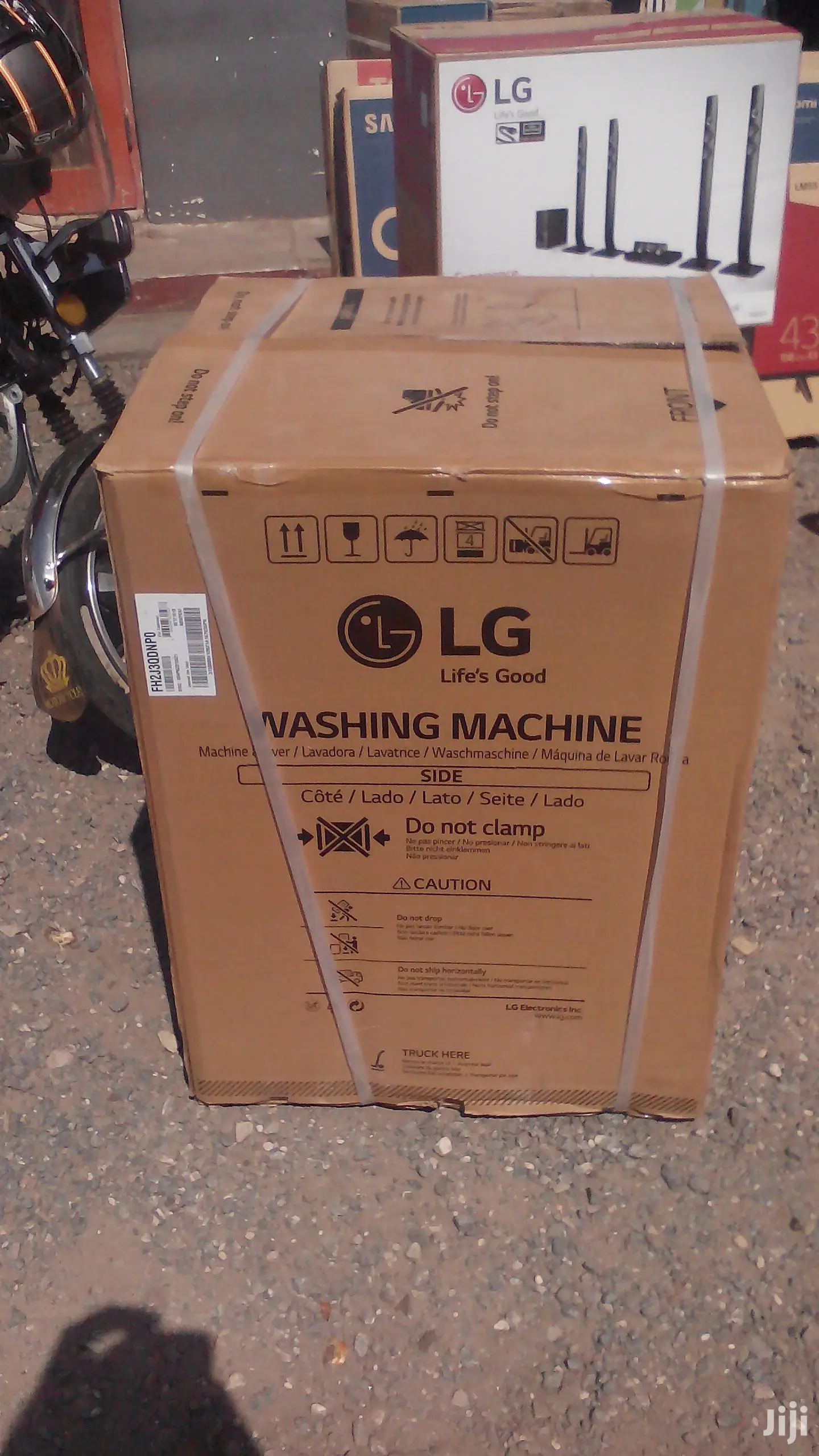 FH2J3QDNPO LG Fully Auto Front Loading 7 Kg White
