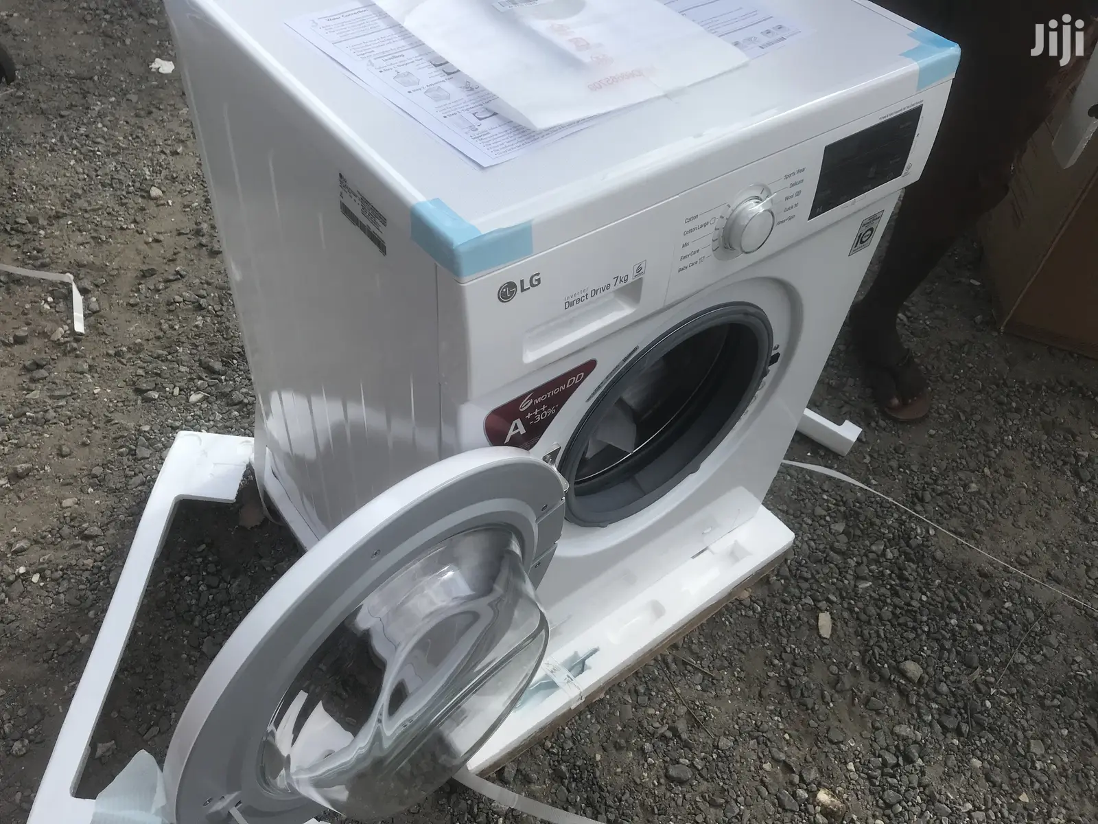 Front Load Washer,LG 7 Kg, 6 Motion Direct Drive