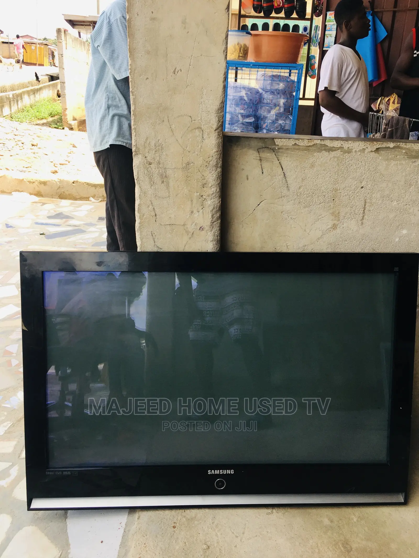 43inches Samsung Plasma Tv