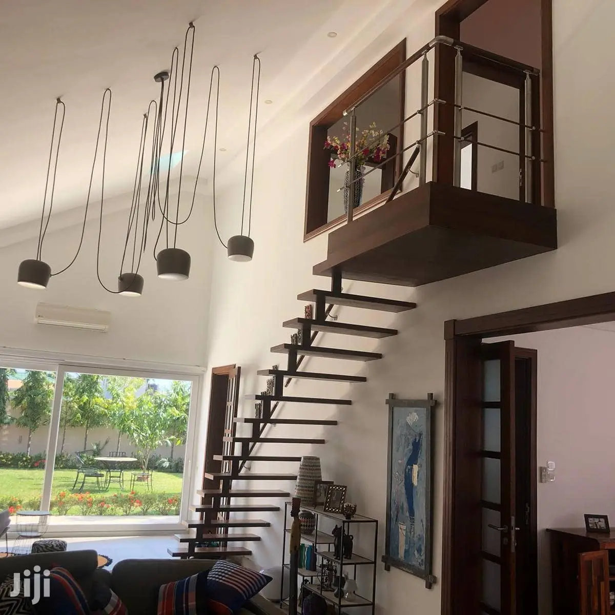 4bdrm Duplex in Tema Metropolitan for sale