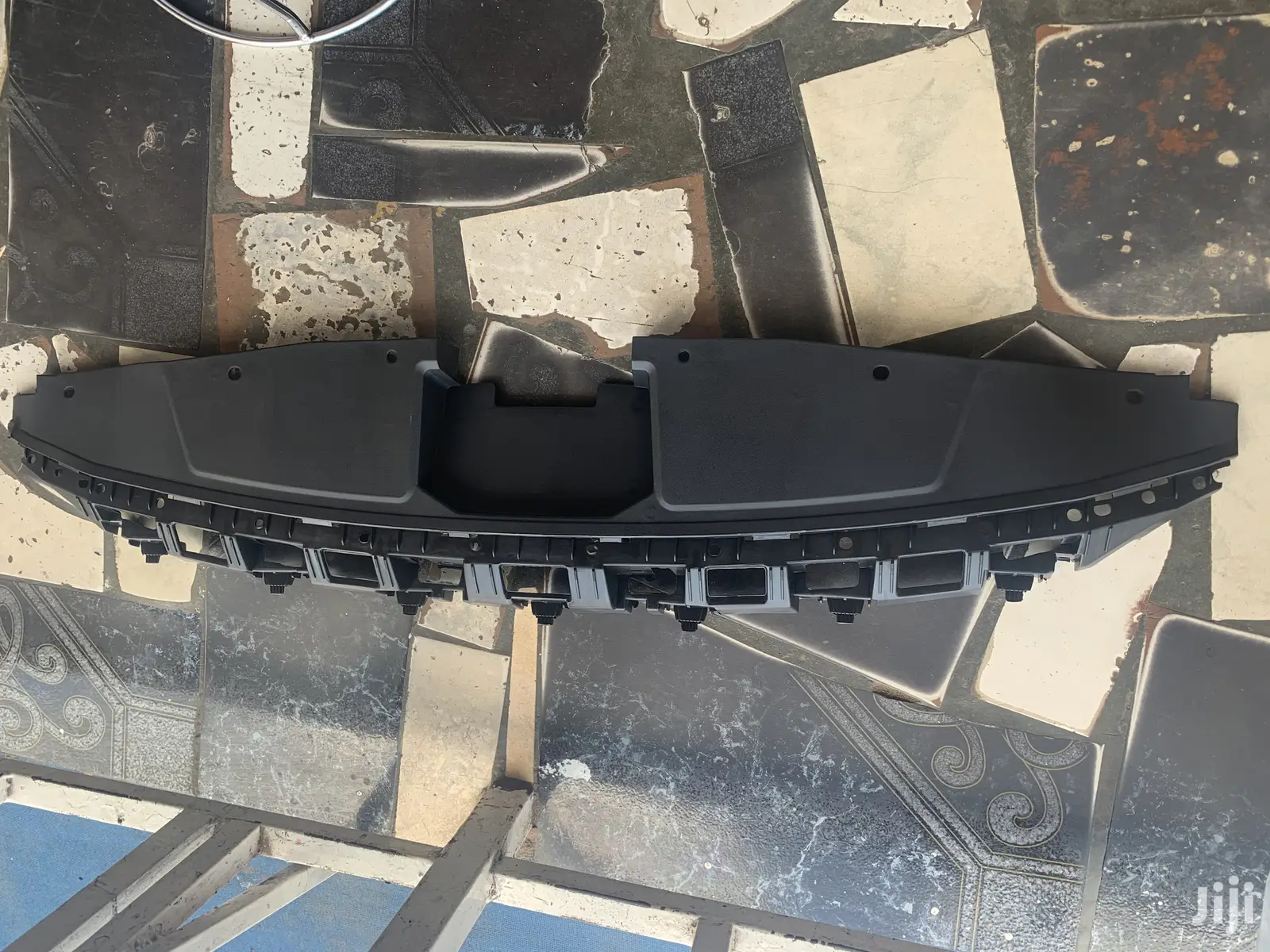 Hyundai Elantra 2017-18 Radiator Cover