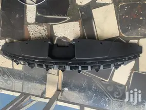 Hyundai Elantra 2017-18 Radiator Cover