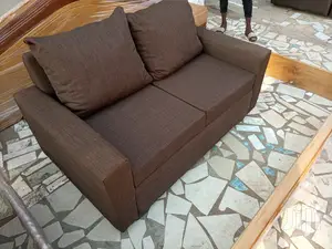 Lovely 2in1 Sofa.Italyan. Free Delivery