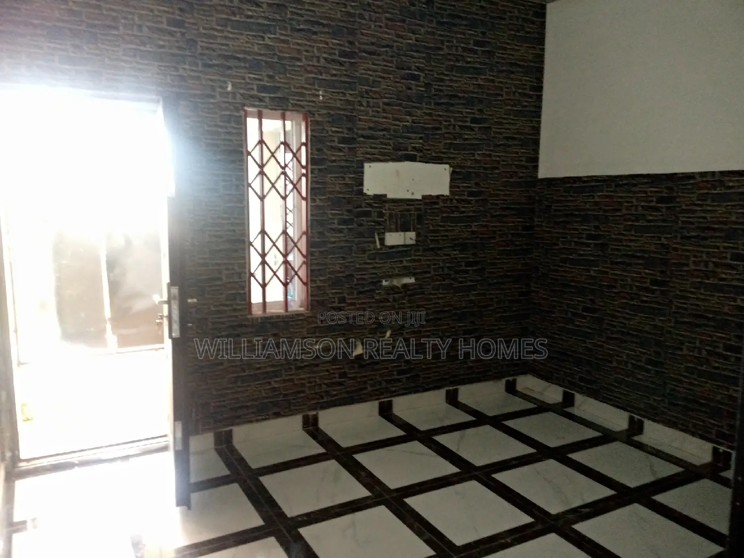 1bdrm Apartment in Community 18, Spintex for rent
