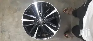 Toyota Camry 2019 Rim