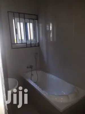 3 Bedrooms House for Rent at Spintex Road Baatsona