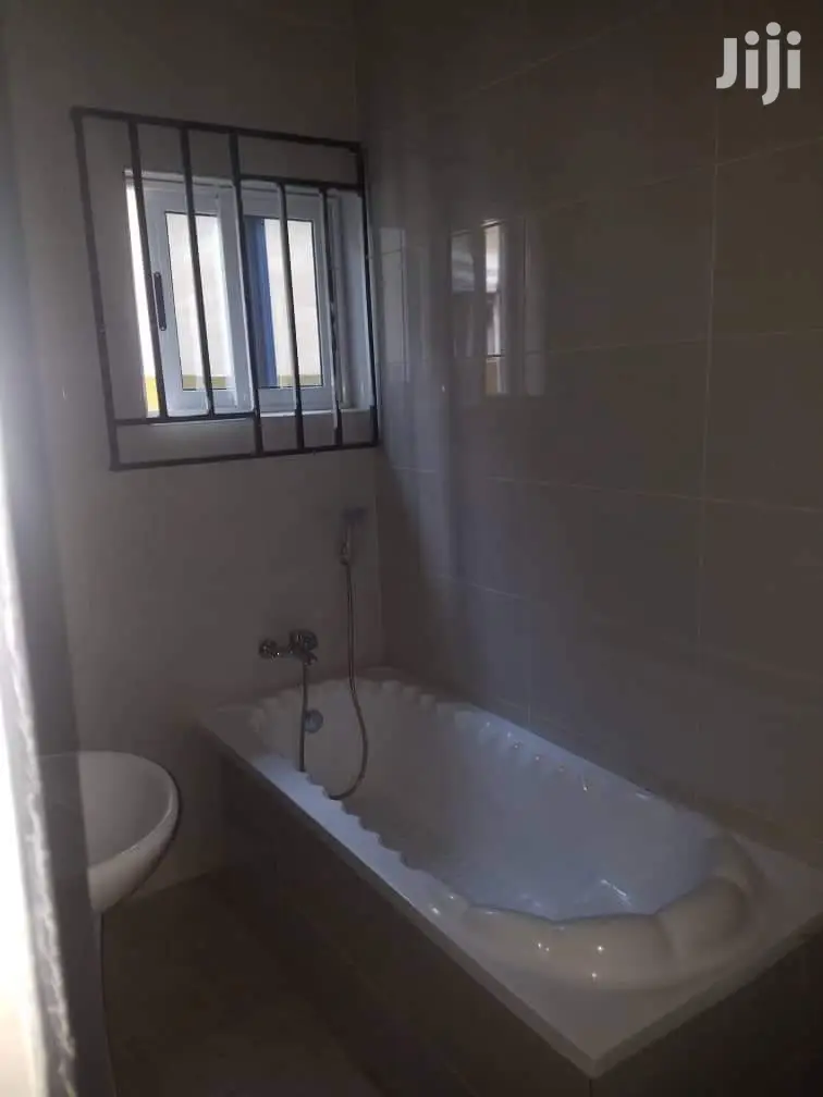 3 Bedrooms House for Rent at Spintex Road Baatsona