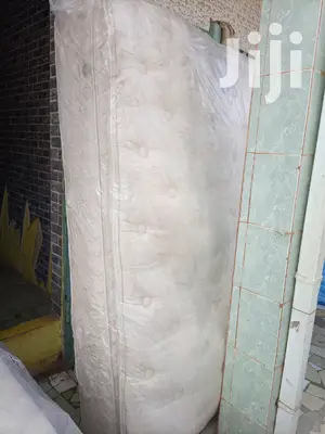 Queen-size Mattress 14inches