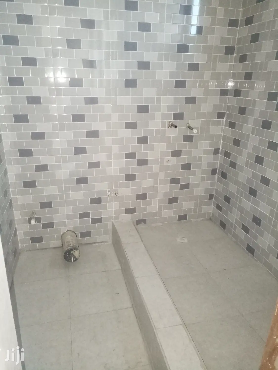 2bdrm Apartment in Dr Roko, Ablekuma for rent