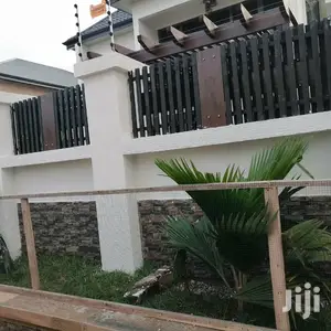 4bdrm Duplex in Tesano for sale