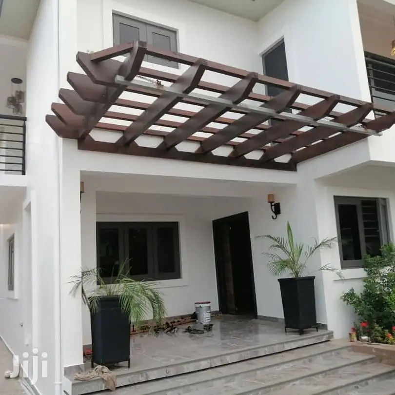 4bdrm Duplex in Tesano for sale