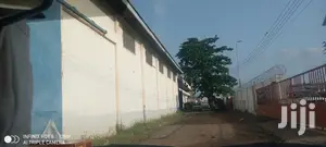 900 Sqm Warehouse Nia For Rent