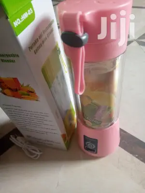Rechargeable Blender With Six Blades