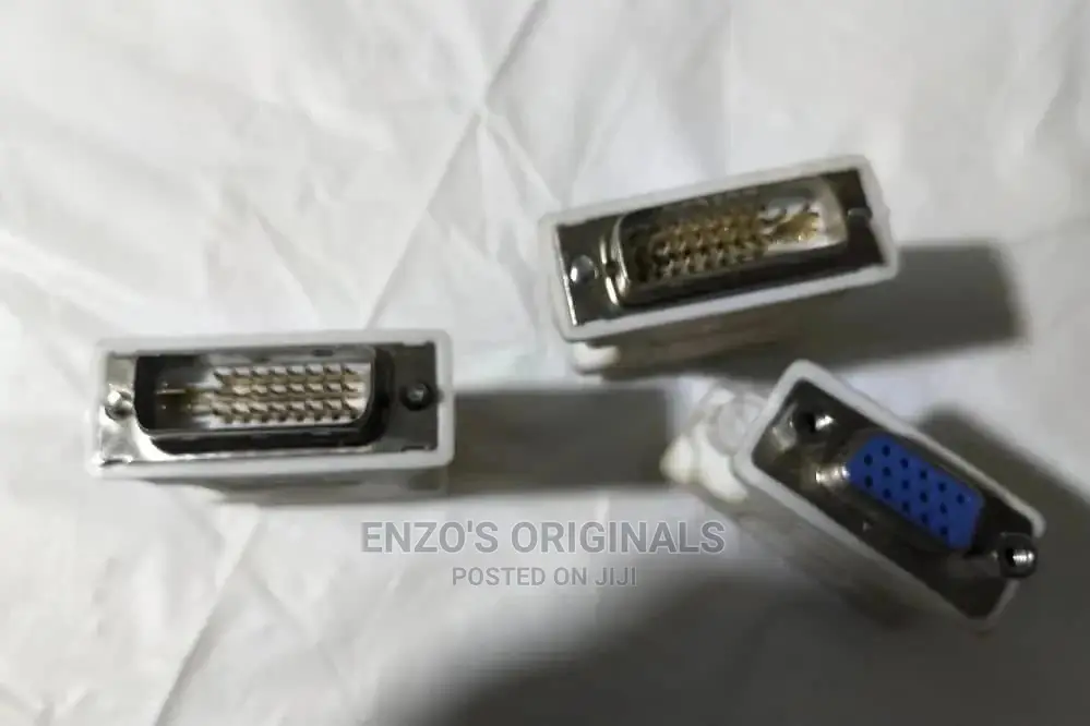 DVI to VGA Adapter