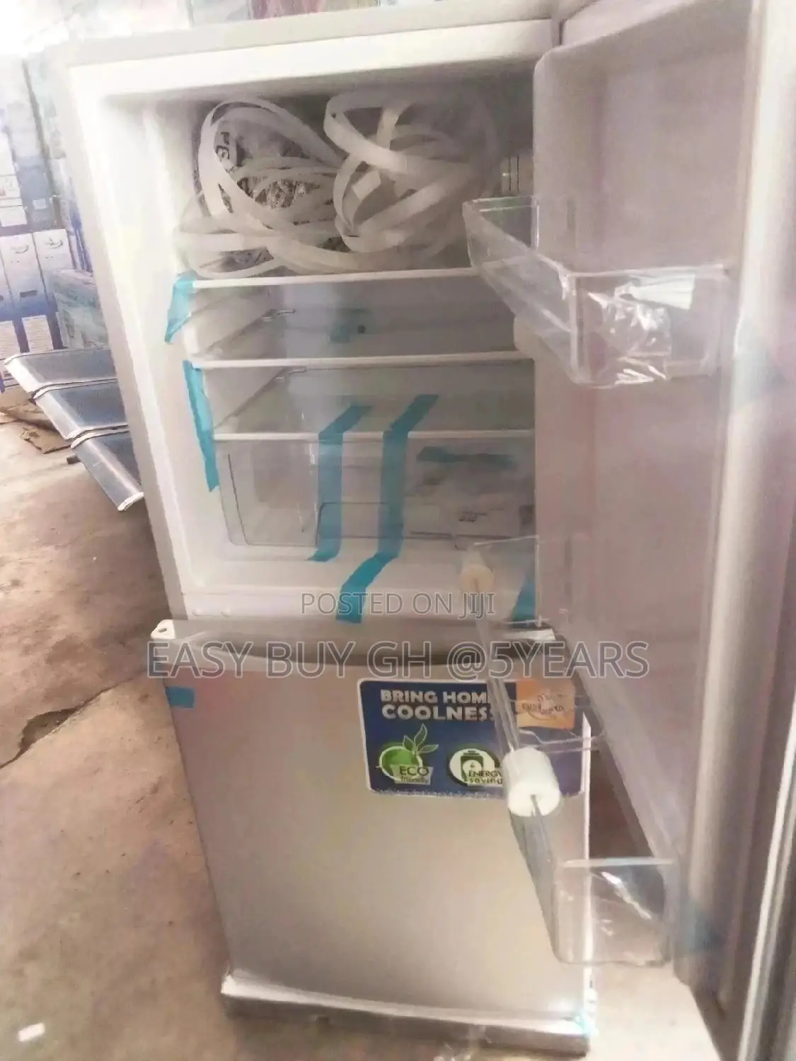 Nasco 218 Fridge Double Door Top Freezer