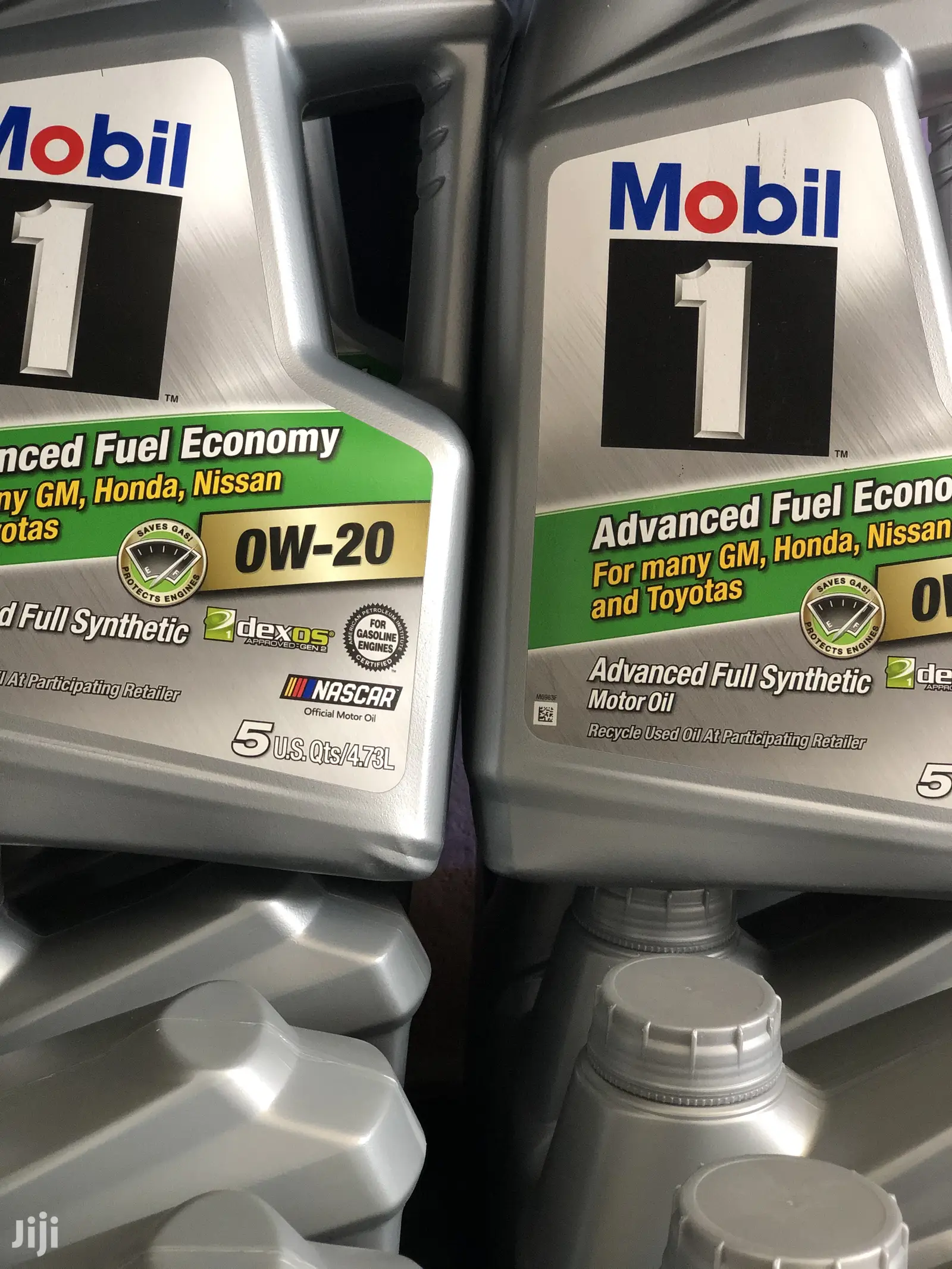 Mobil 1 Advanced Full Synthetic Engine Oil (0w-20)