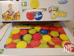 Kids Soft Balls Play Toys Bouncy Castle Pit