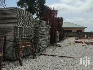 Scaffolds/Decking Materials/Props/Formwork /Plaster/Paint