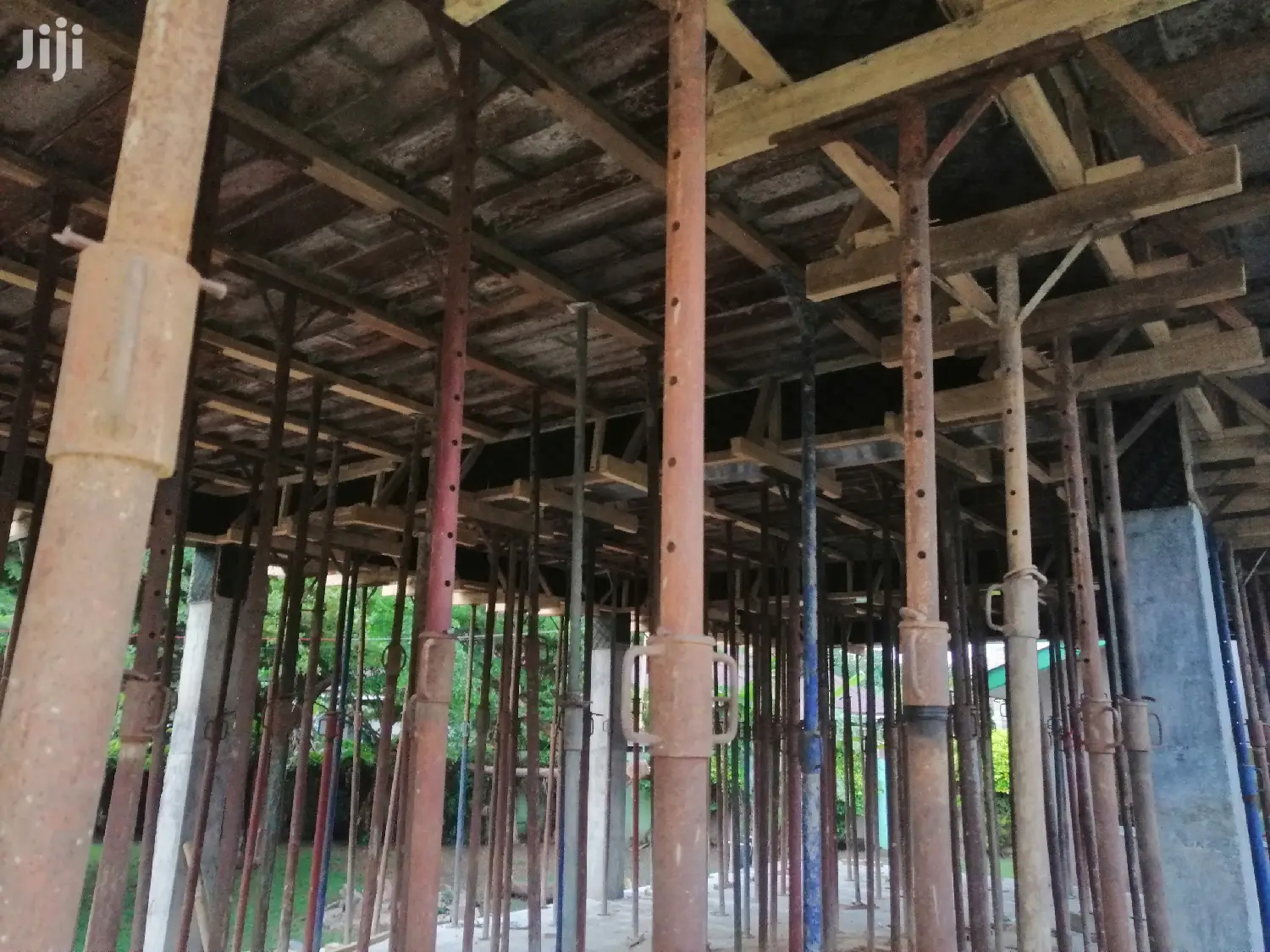 Scaffolds/Decking Materials/Props/Formwork /Plaster/Paint