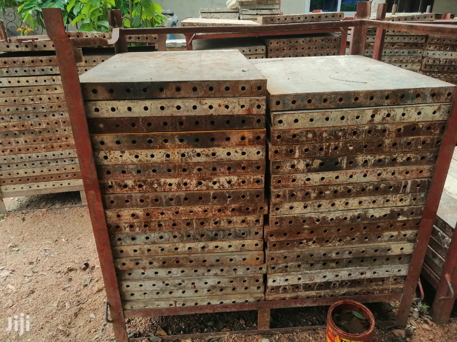 Decking/Pillars/Retaining Wall/Scaffolds /Formworks/Props