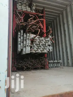 Decking/Pillars/Retaining Wall/Scaffolds /Formworks/Props