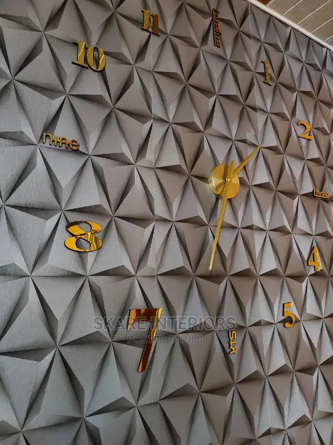 3d Reflective Clocks
